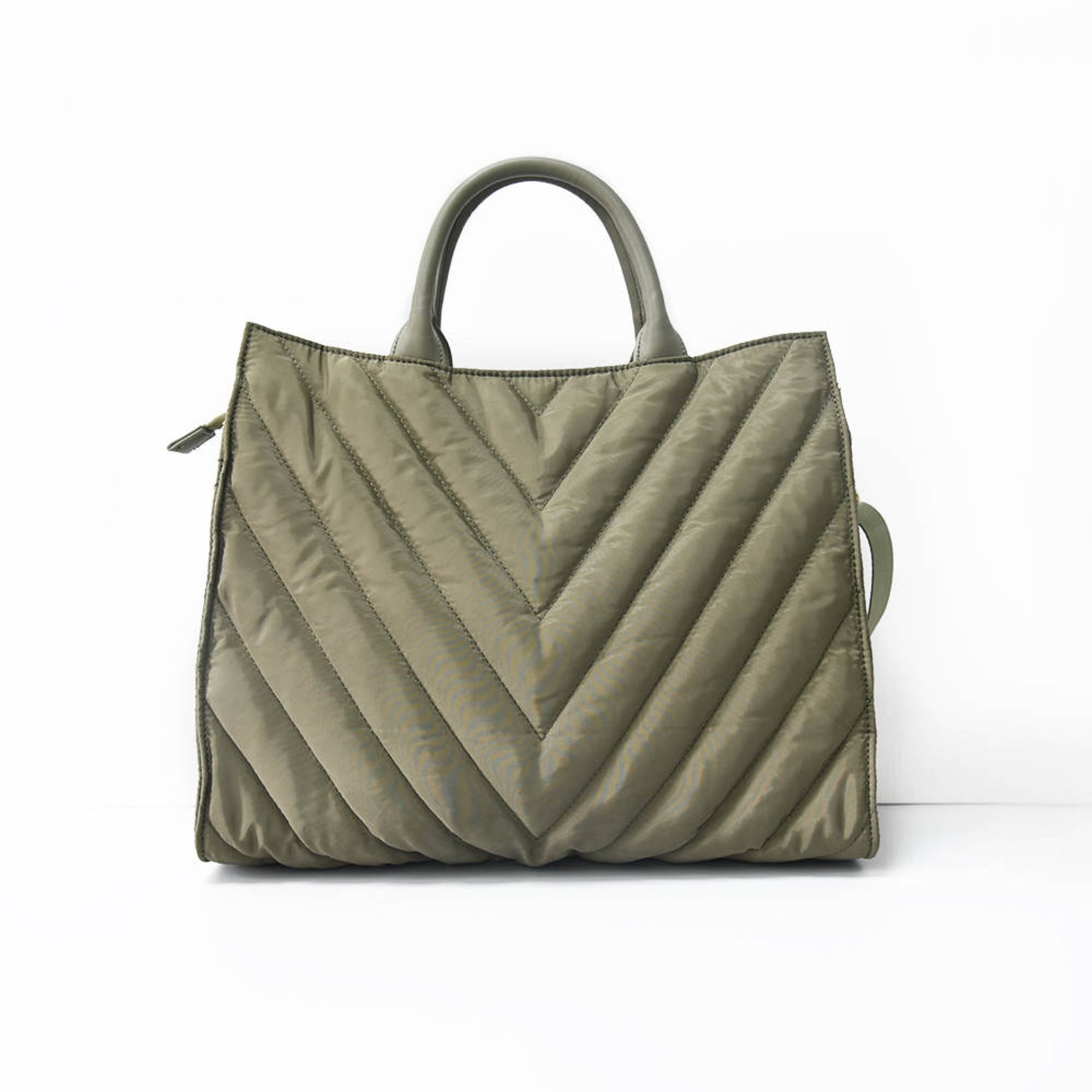 The Carmen Puff Tote